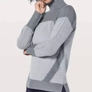 Lululemon Warm & Restore Sweater Size 6 Women Gray Turtleneck Cozy Relax Fit